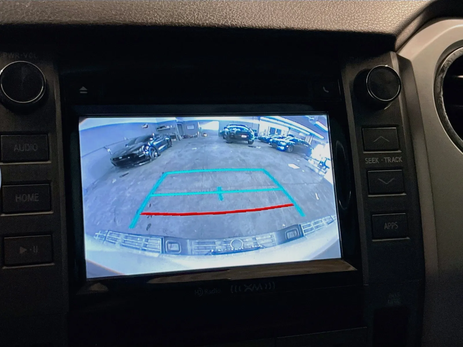 2018 Toyota Tundra SR5 - Photo 10