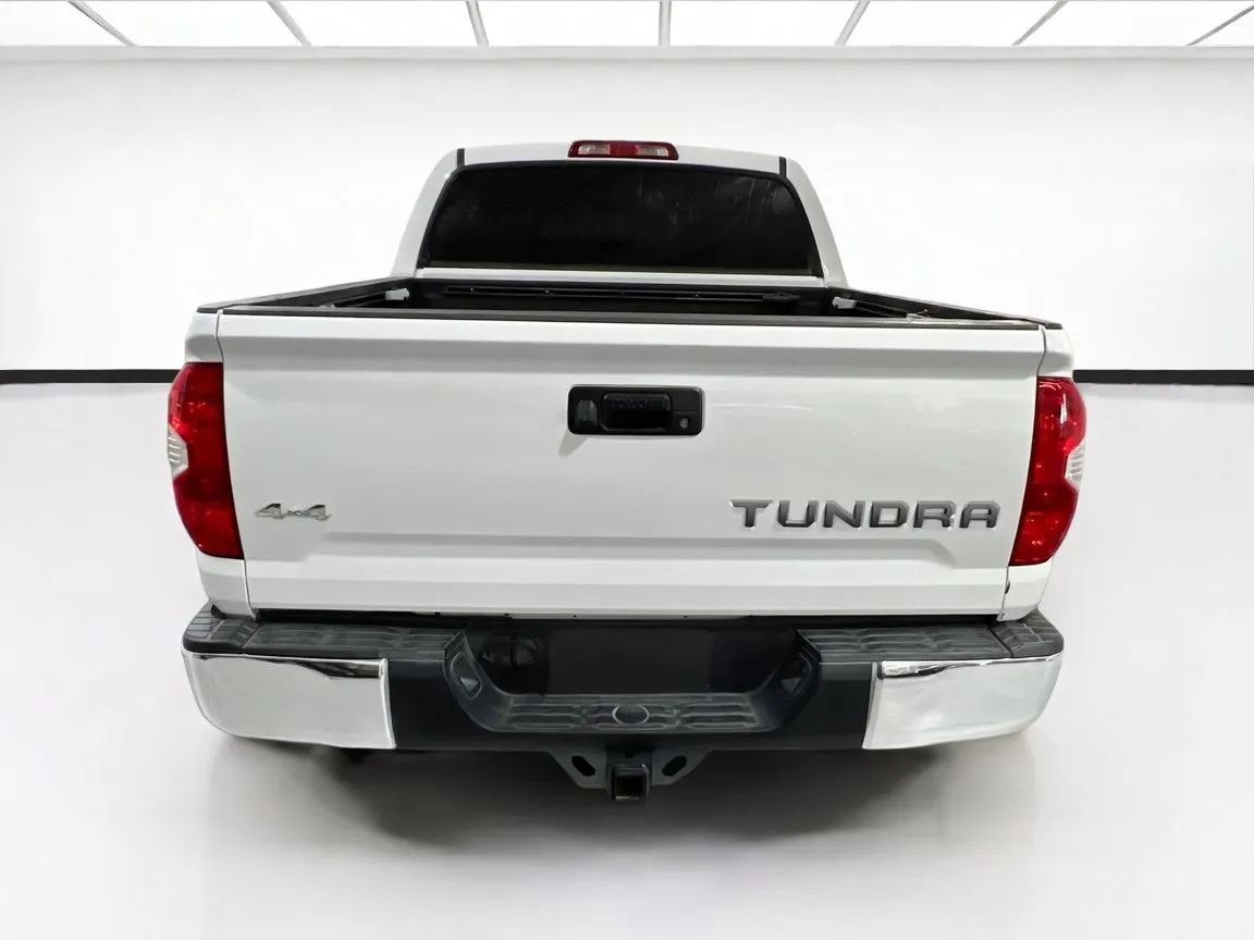 2018 Toyota Tundra SR5 - Photo 5