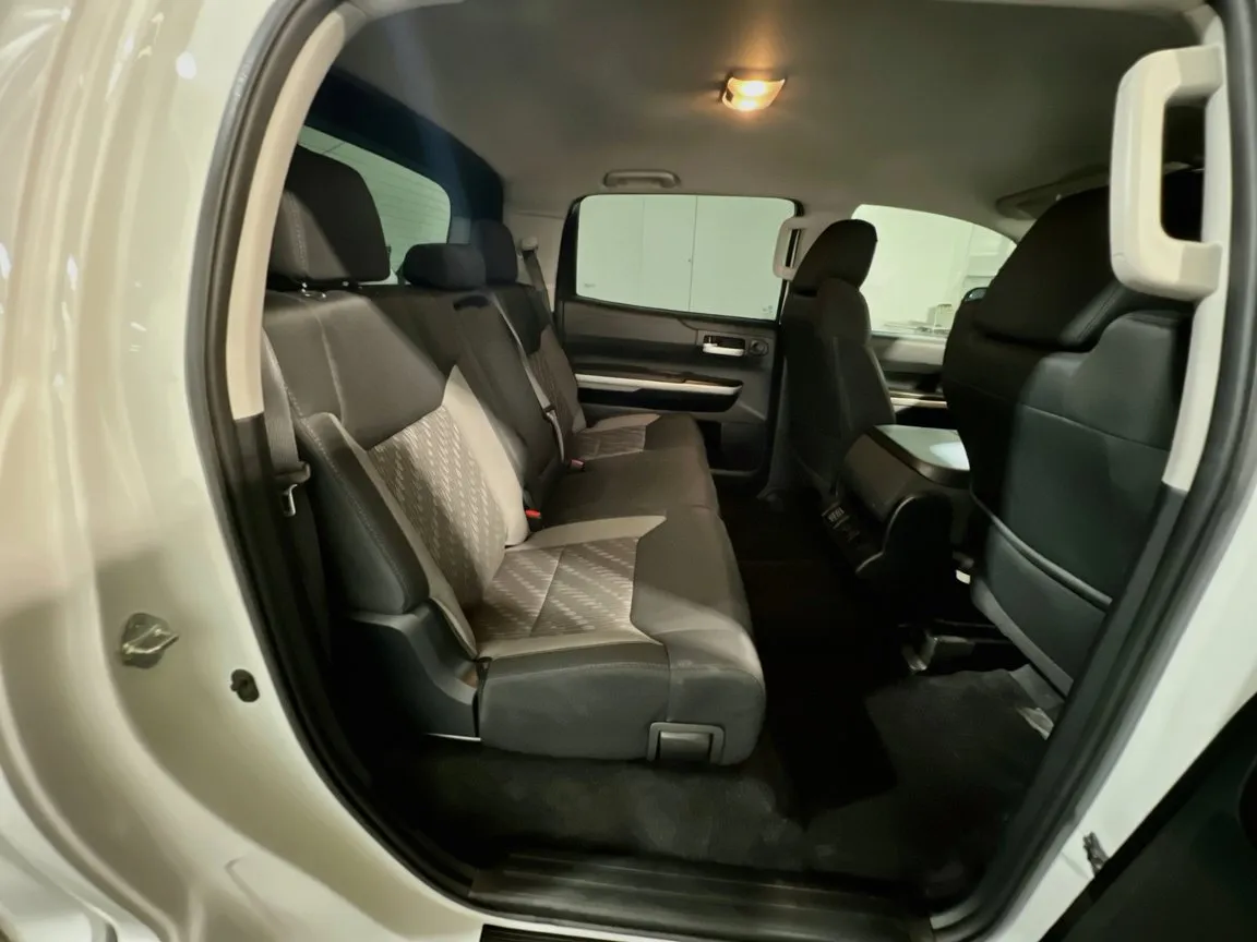 2018 Toyota Tundra SR5 - Photo 20