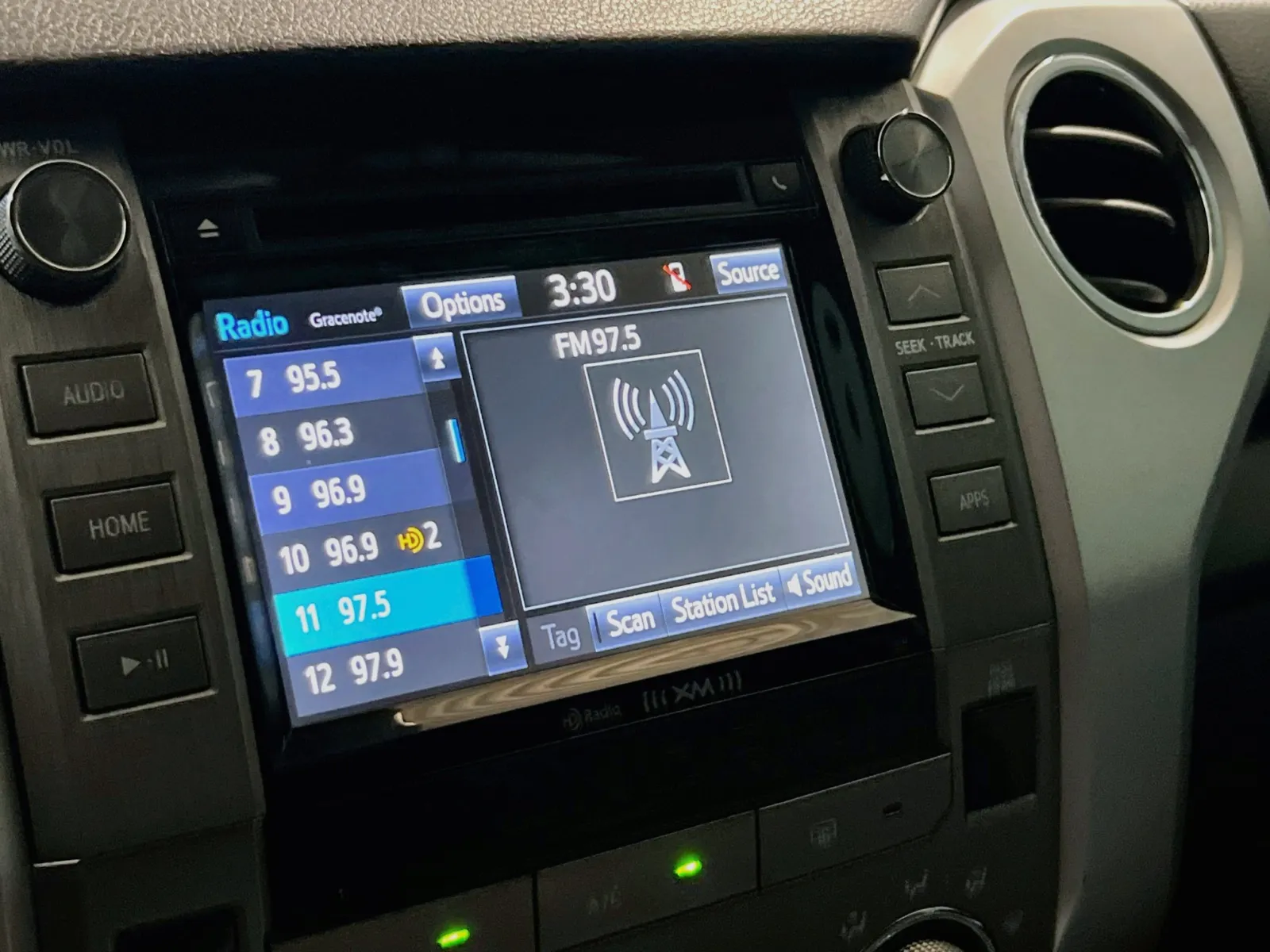 2018 Toyota Tundra SR5 - Photo 11