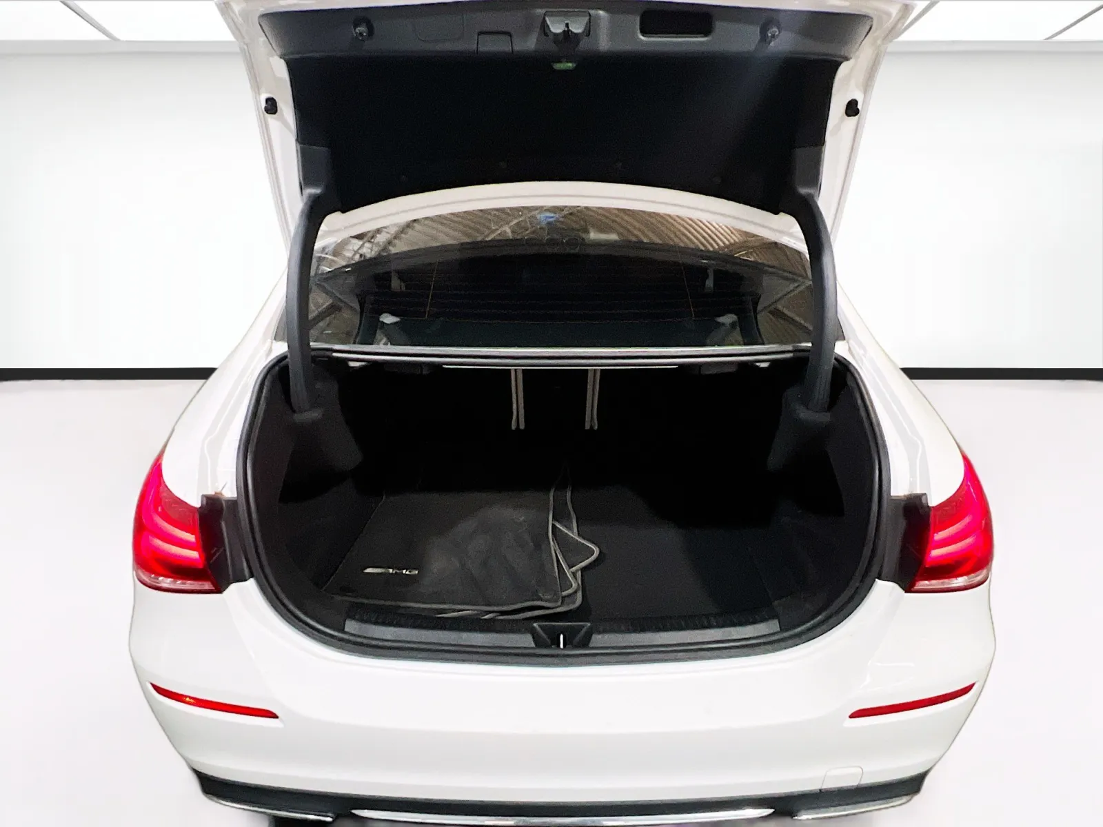 2022 Mercedes-Benz A-Class A220 - Photo 18