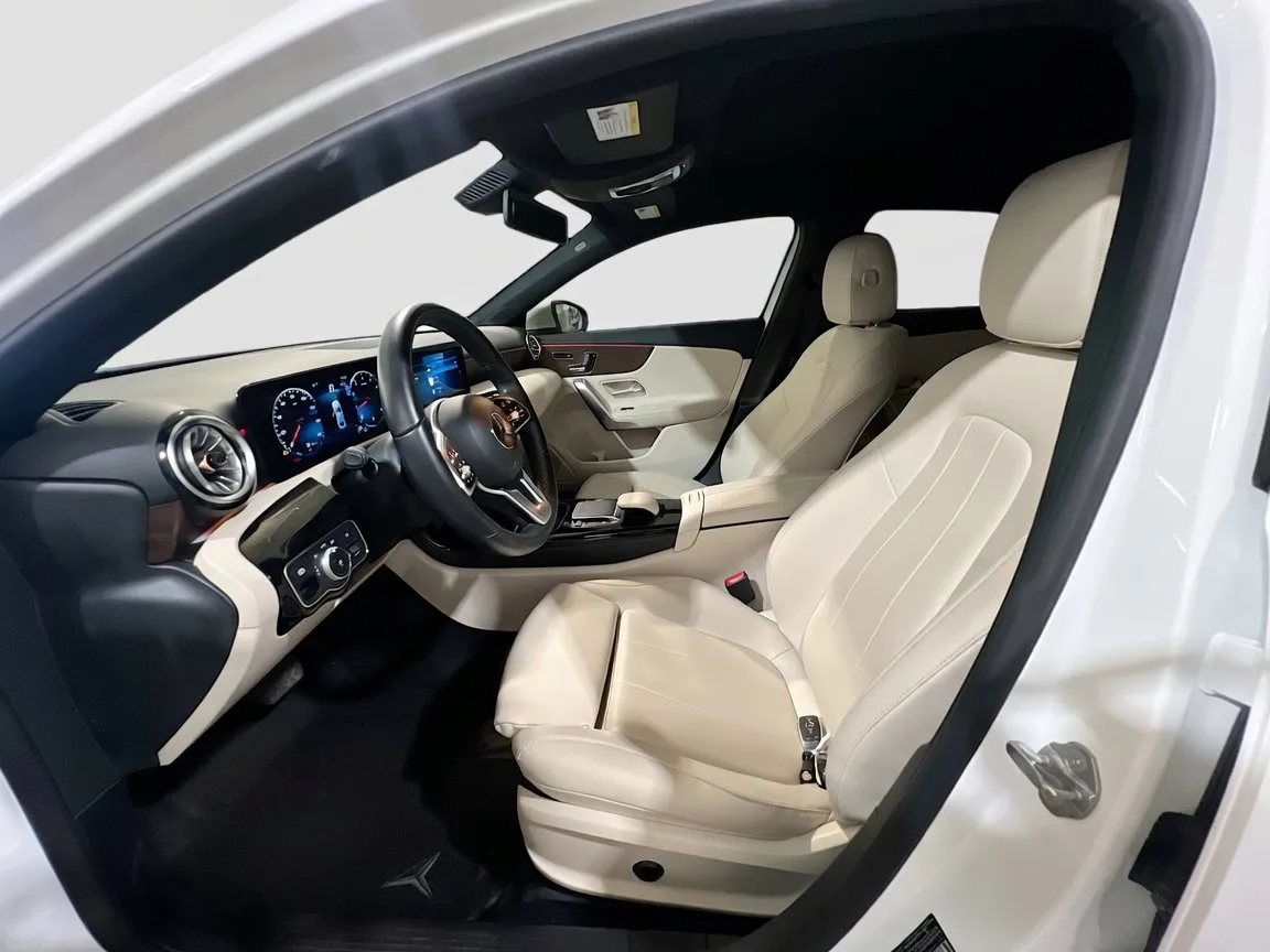 2022 Mercedes-Benz A-Class A220 - Photo 13