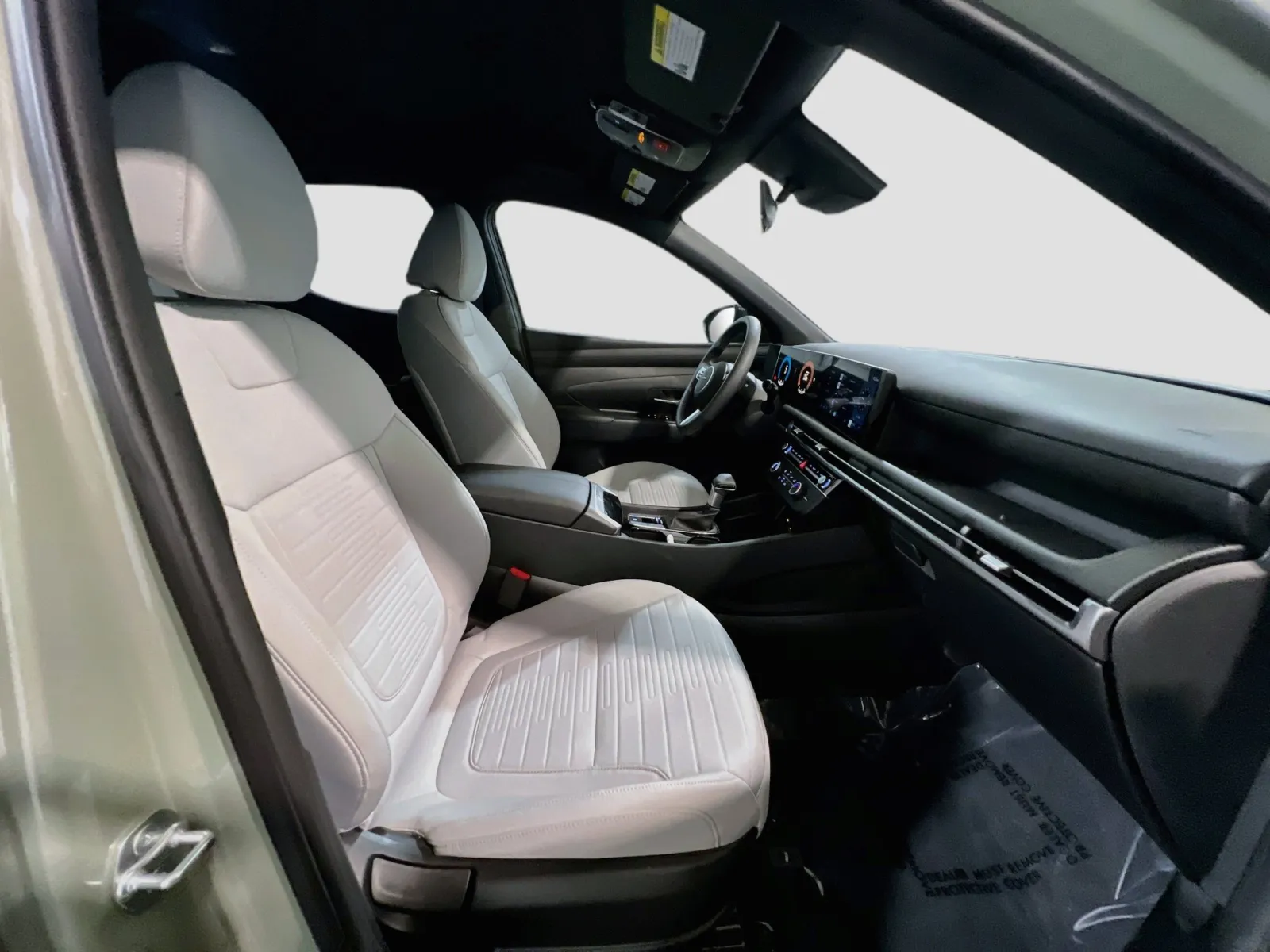 2025 Hyundai Santa Cruz SE - Photo 19
