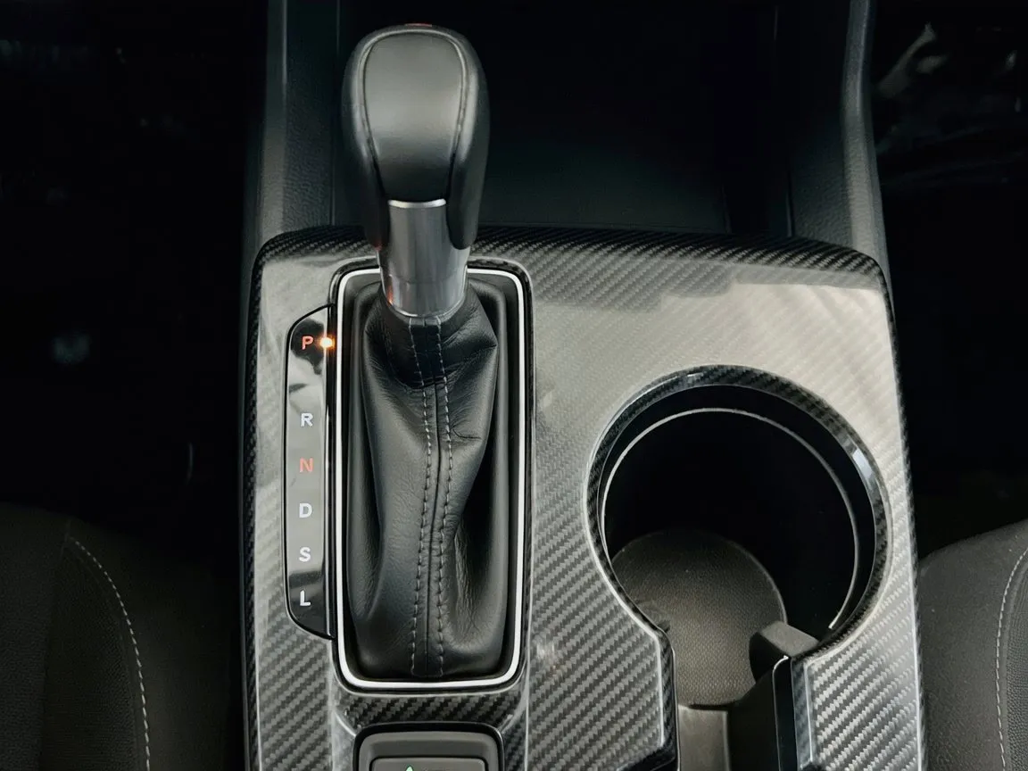 2022 Honda Civic Hatchback LX - Photo 12