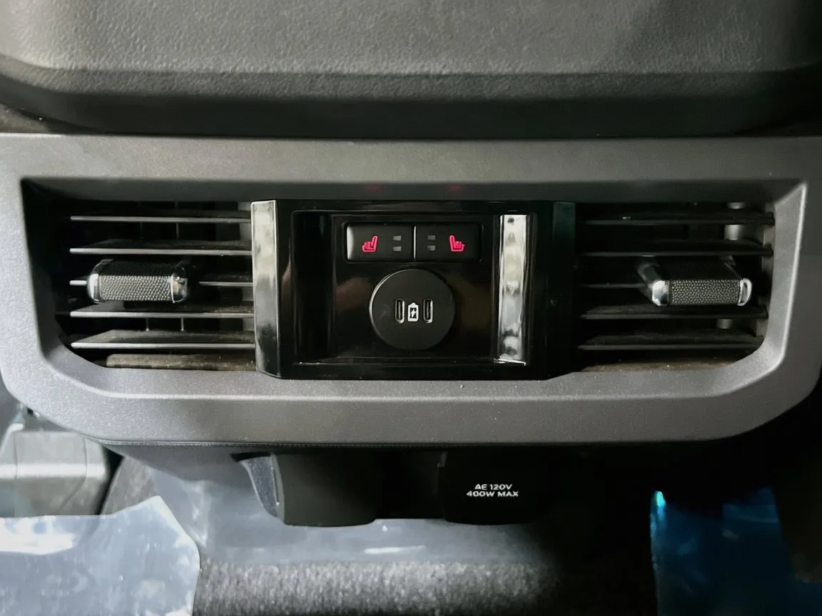 2024 Ford F-350 Super Duty Lariat - Photo 19