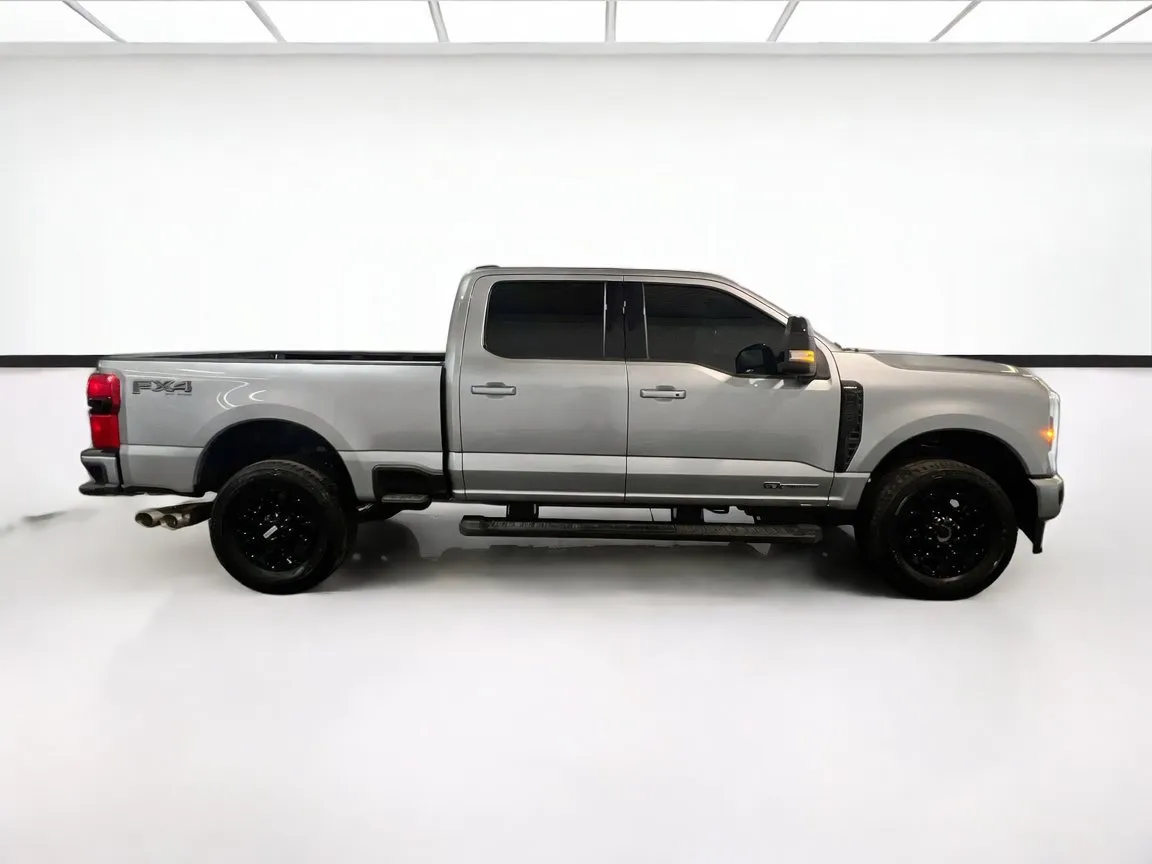 2024 Ford F-350 Super Duty Lariat - Photo 25