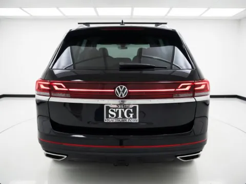 More photos of 2024 Volkswagen Atlas 2.0T SE w/Technology at STG Auto Group of Chandler, AZ