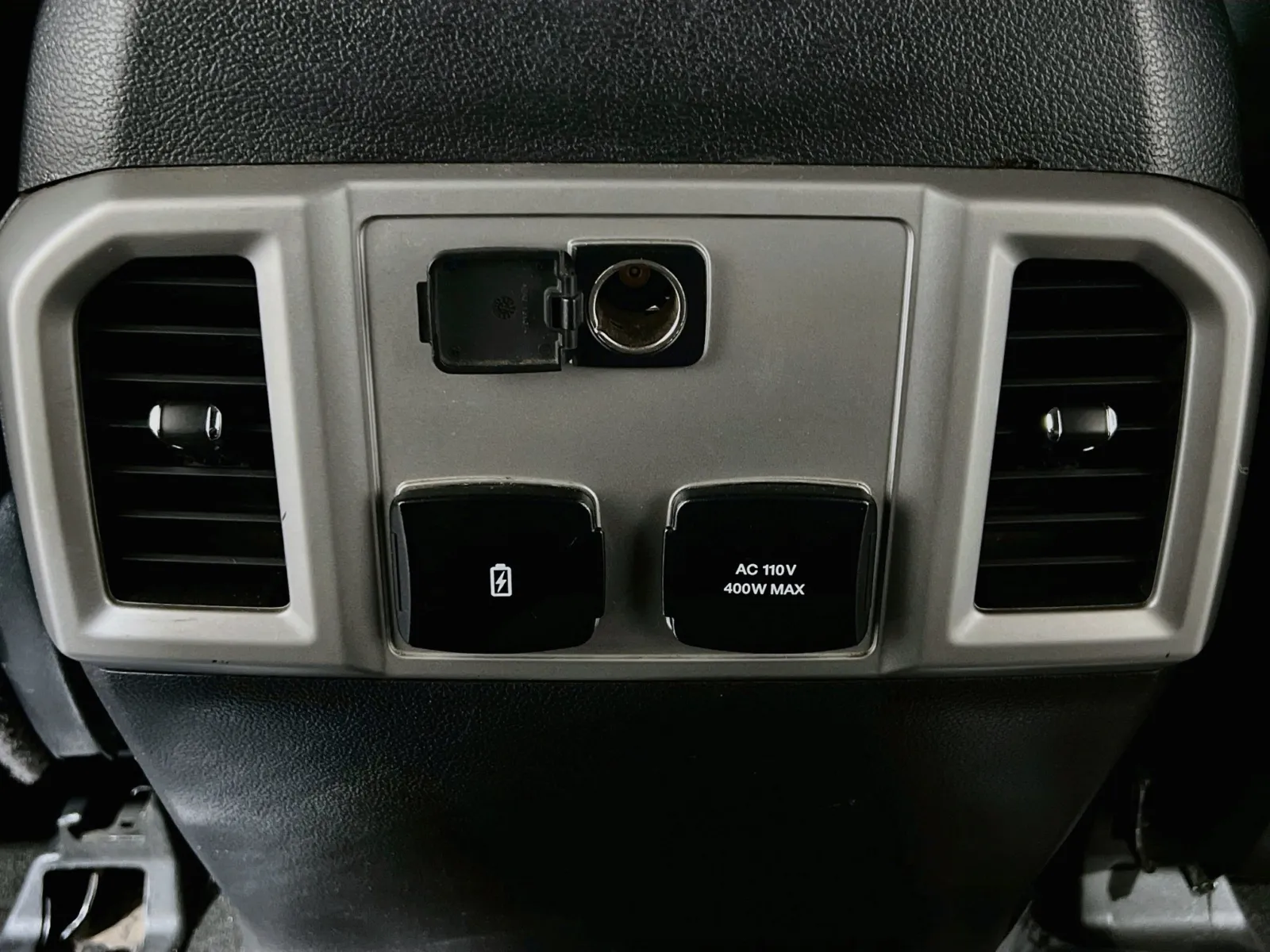 2018 Ford F-350 Super Duty Lariat - Photo 20