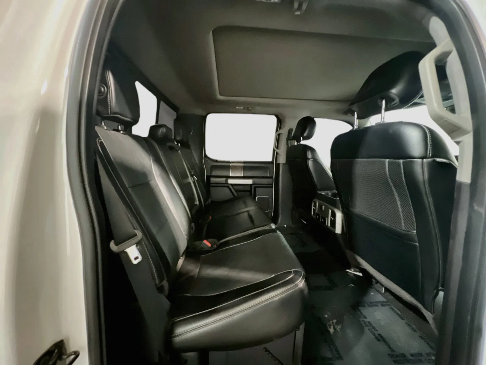 2018 Ford F-350 Super Duty Lariat - Photo 21