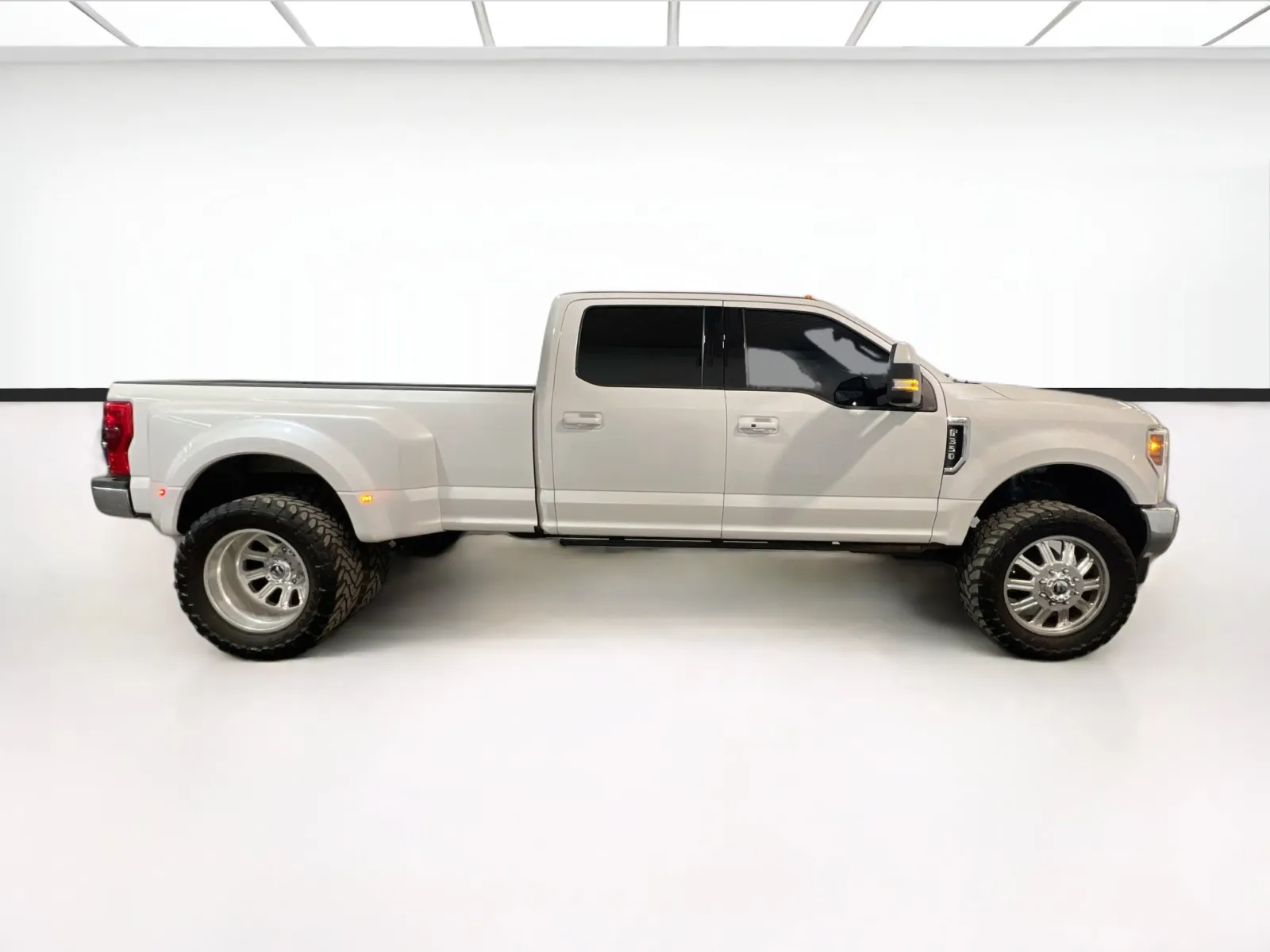 2018 Ford F-350 Super Duty Lariat - Photo 25