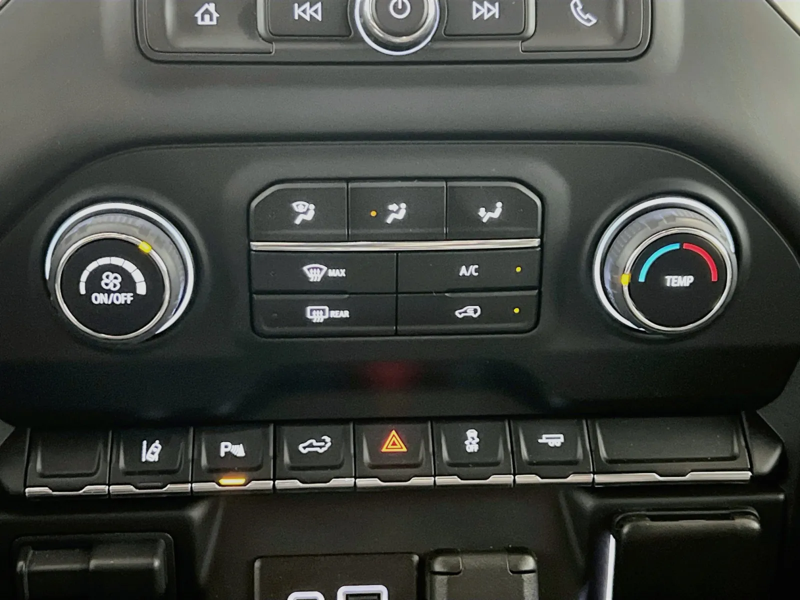 2024 Chevrolet Silverado 2500HD Custom - Photo 11