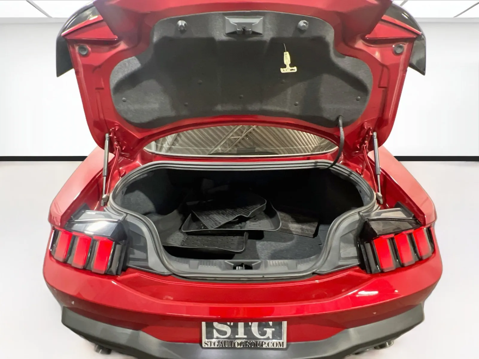2024 Ford Mustang GT Premium - Photo 17