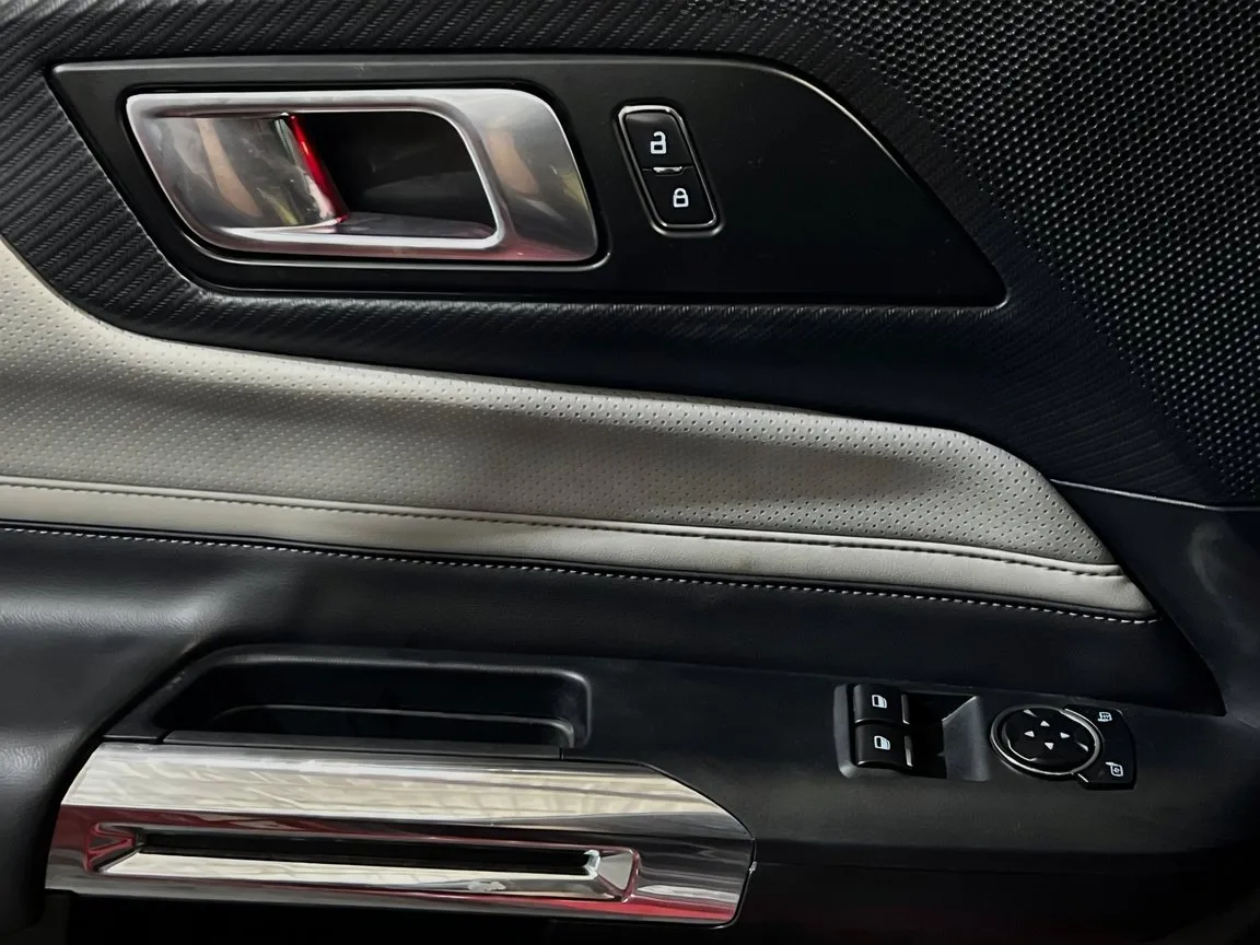 2024 Ford Mustang GT Premium - Photo 13