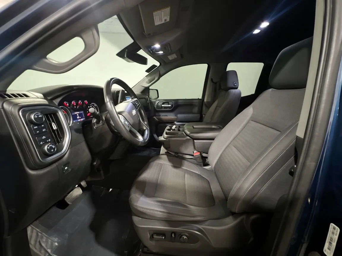 2020 Chevrolet Silverado 1500 LT - Photo 14