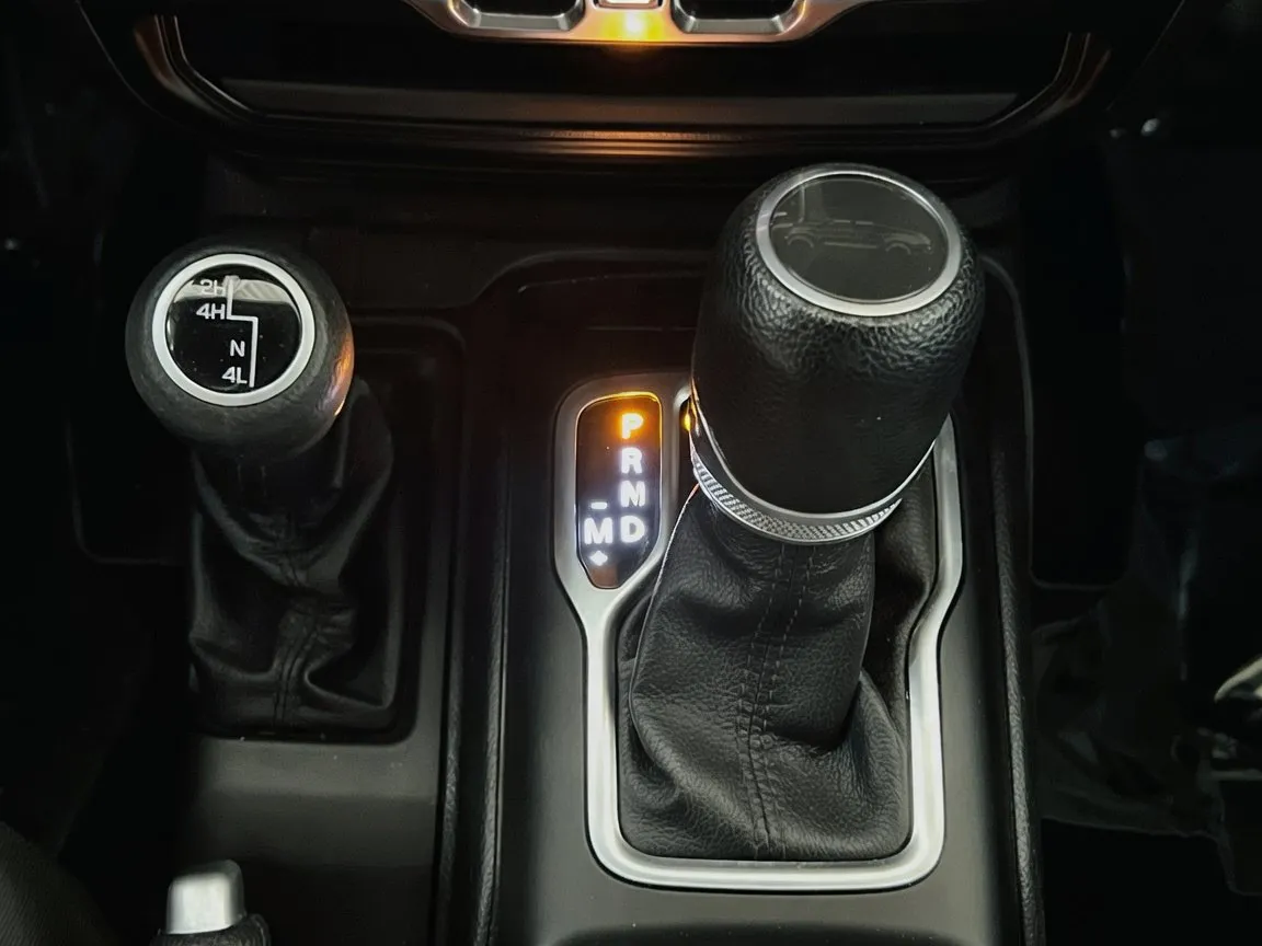 2020 Jeep Gladiator Sport S - Photo 11