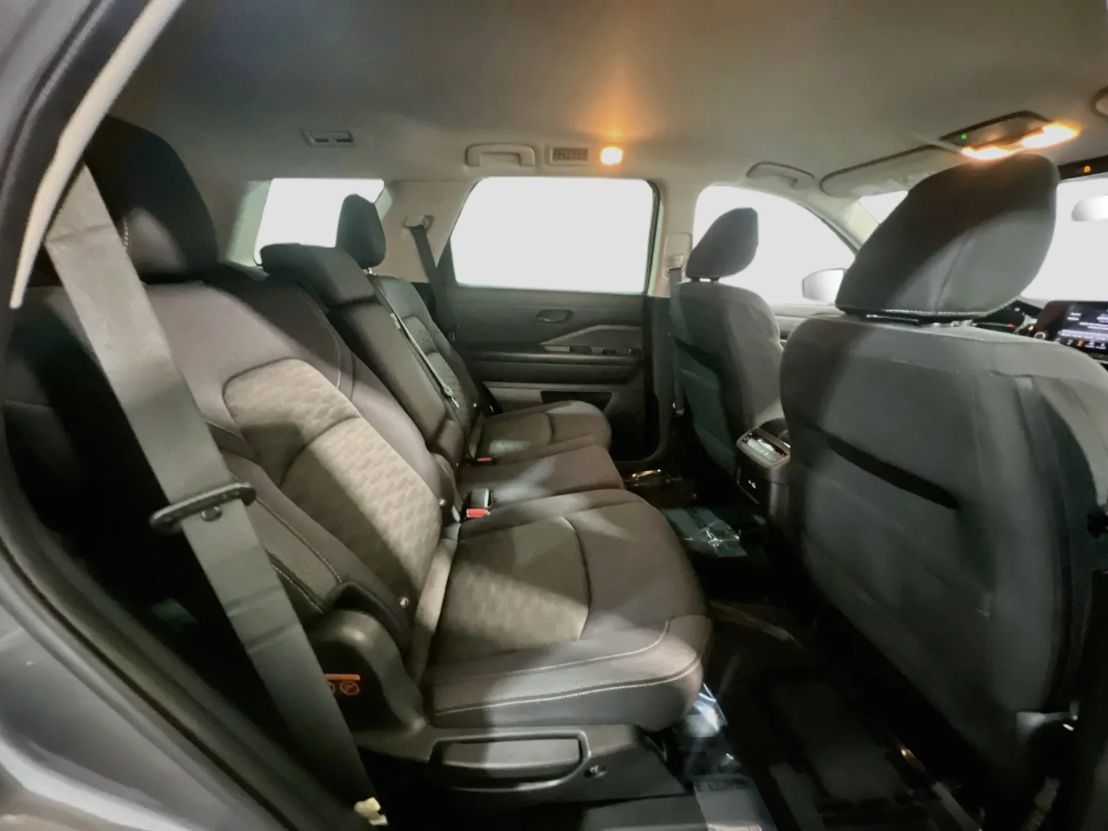 2023 Nissan Pathfinder SV - Photo 19