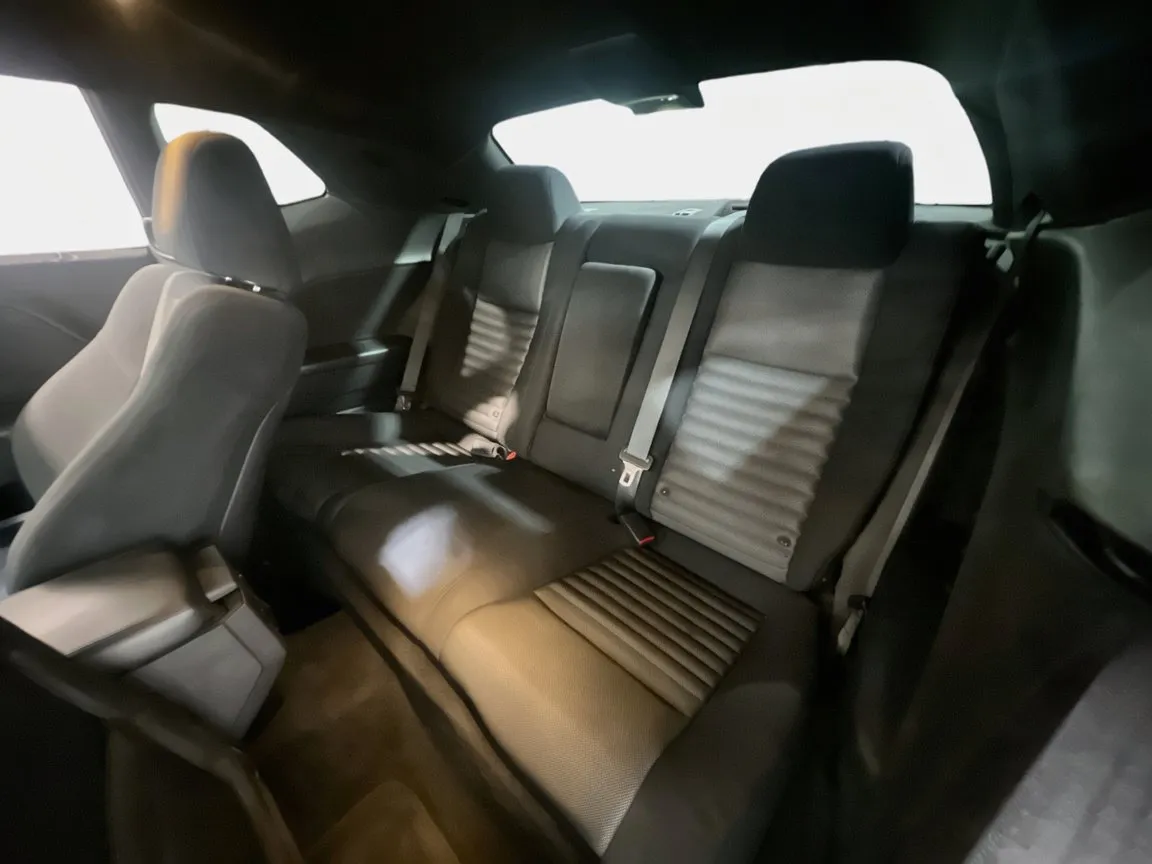2013 Dodge Challenger R/T - Photo 15