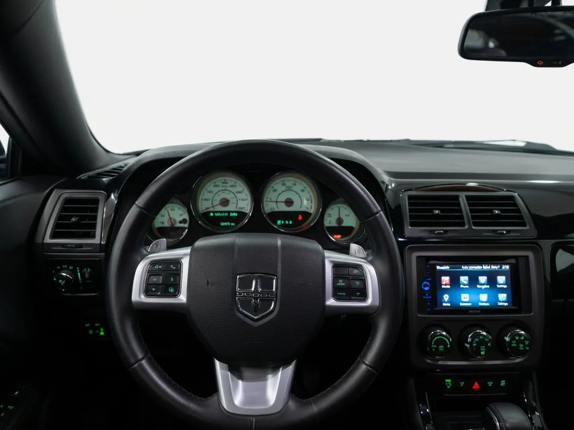 2013 Dodge Challenger R/T - Photo 7