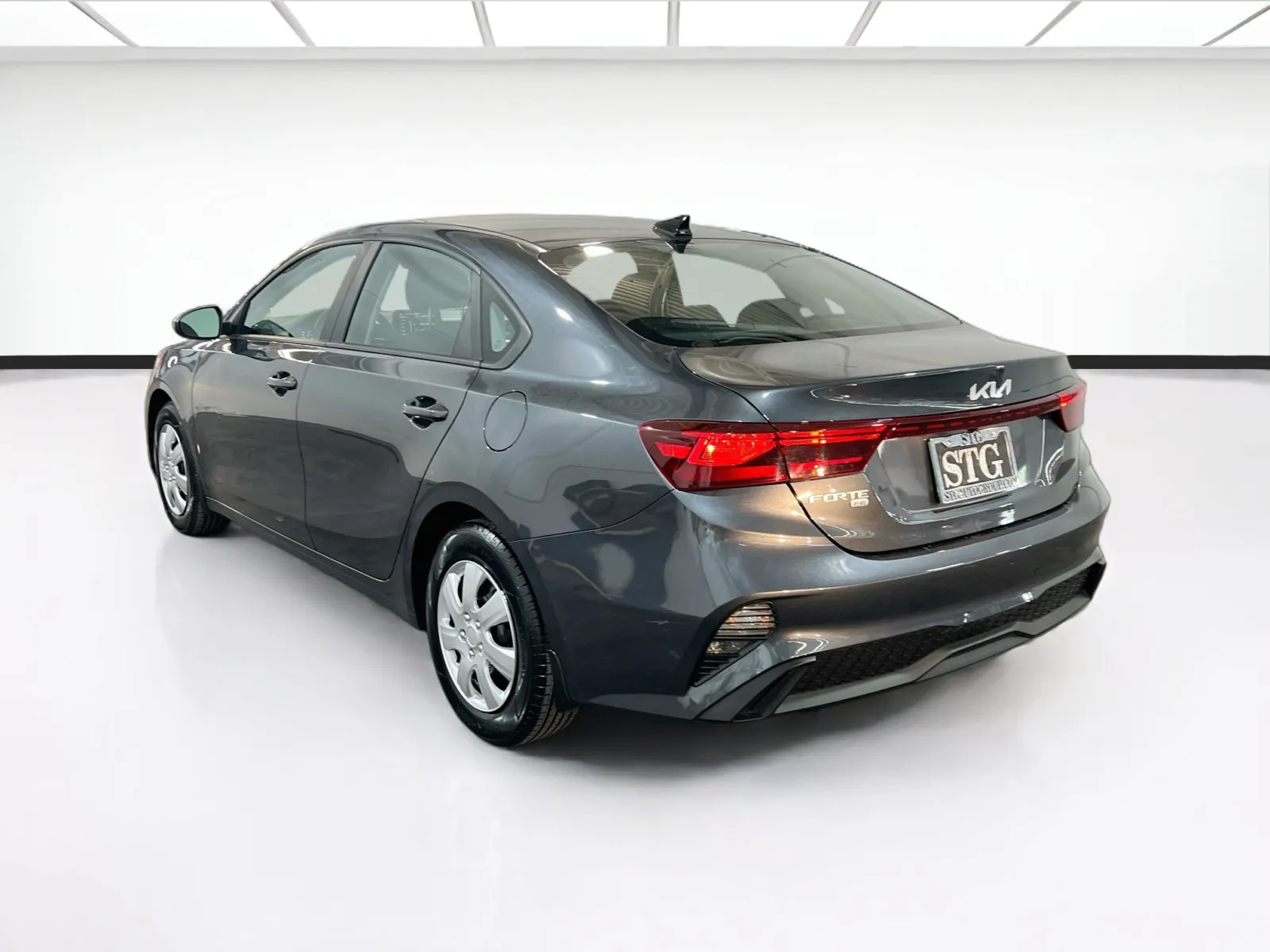 2022 Kia FORTE FE - Photo 6