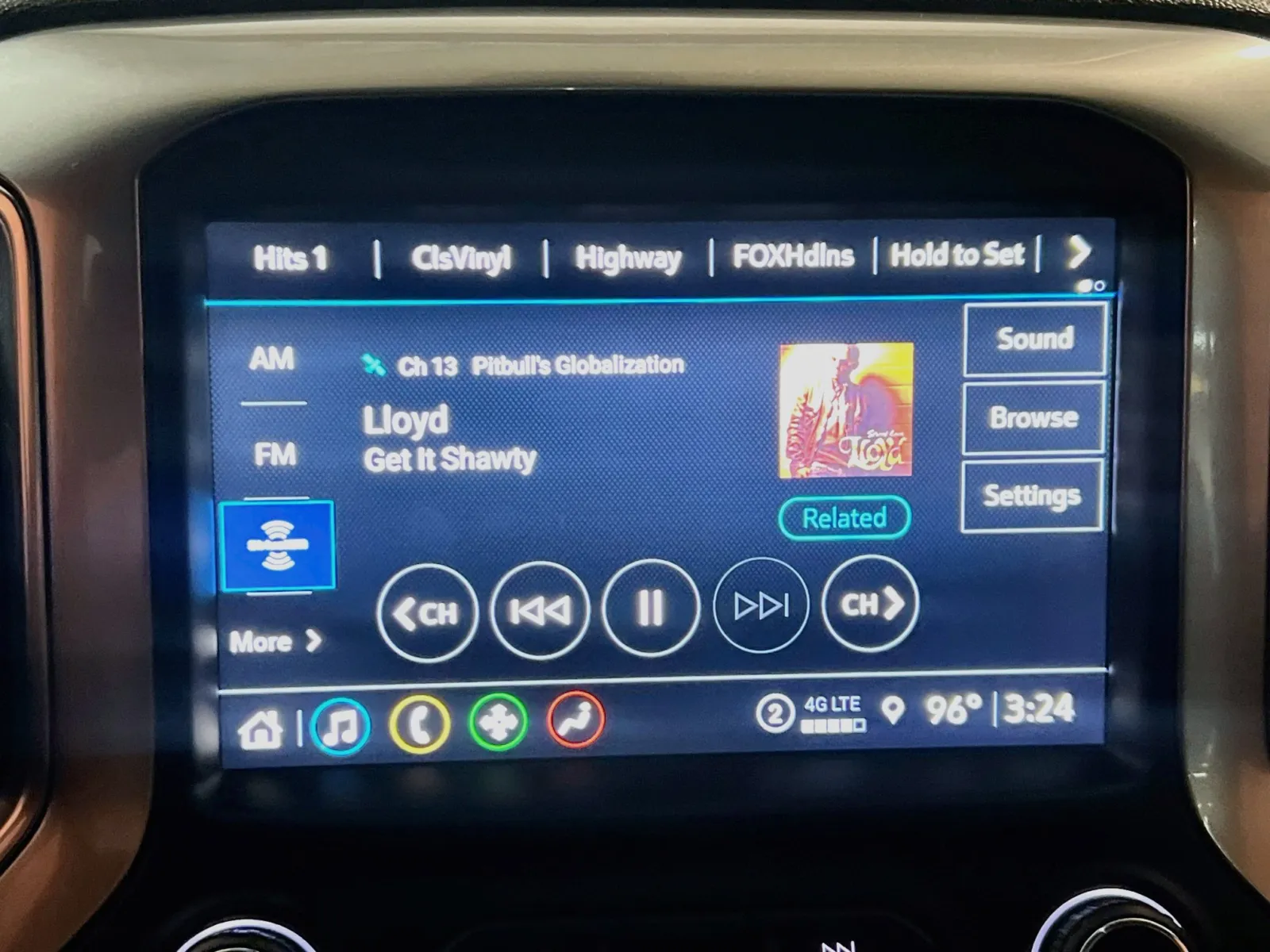 2021 Chevrolet Silverado 1500 RST - Photo 10