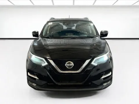 Photos of 2022 Nissan Rogue Sport SL for sale in Chandler, AZ at STG Auto Group of Chandler