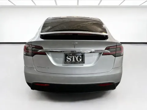 More photos of 2018 Tesla Model X 75D at STG Auto Group of Chandler, AZ