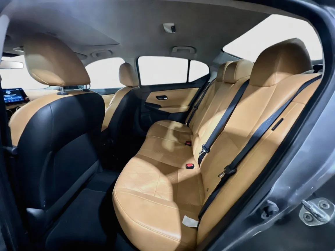2022 Nissan Sentra SV - Photo 17