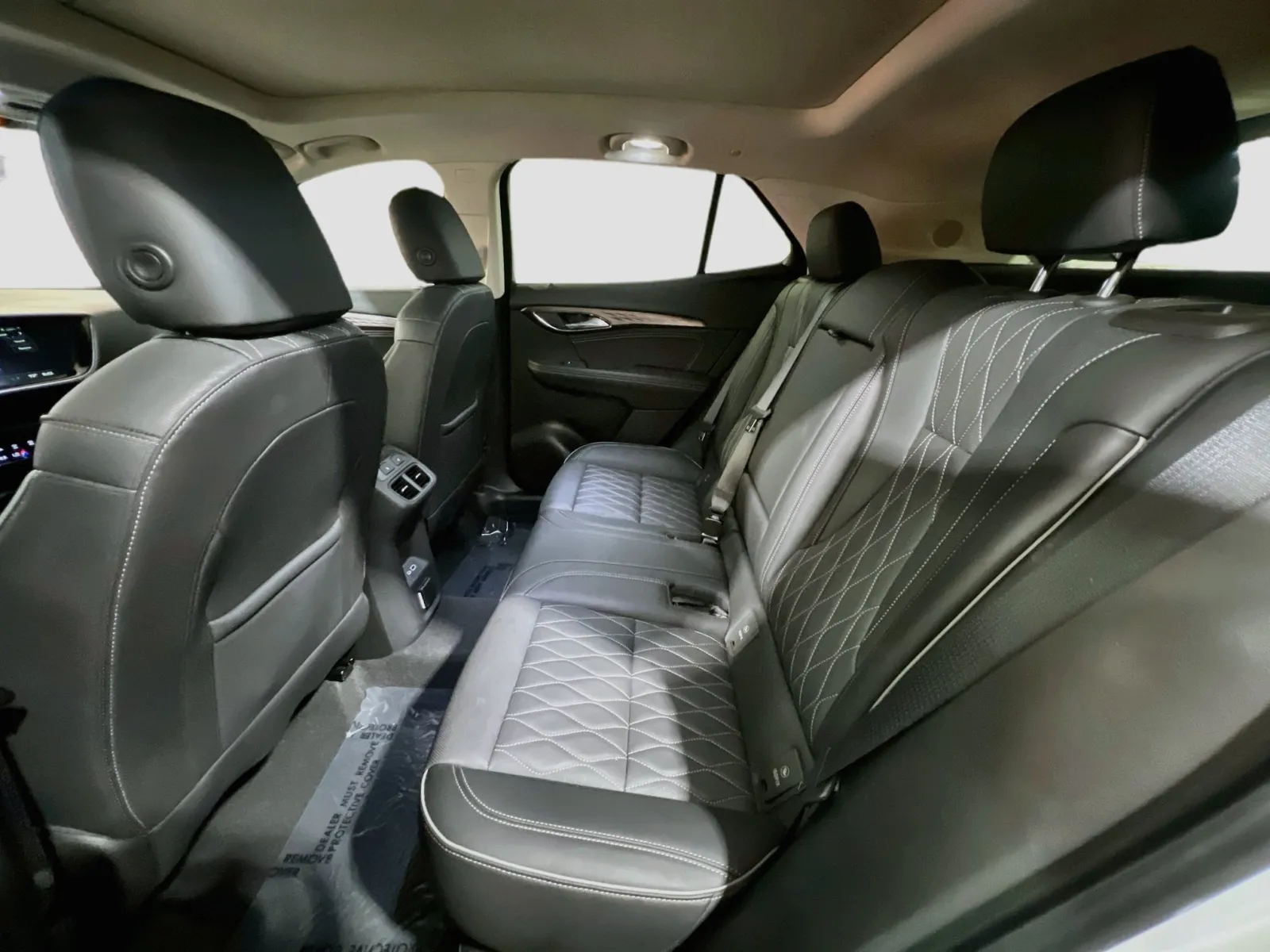 2023 Buick Envision Avenir - Photo 19