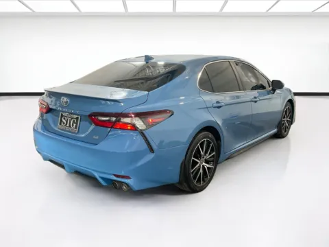 More photos of 2023 Toyota Camry SE at STG Auto Group of Chandler, AZ