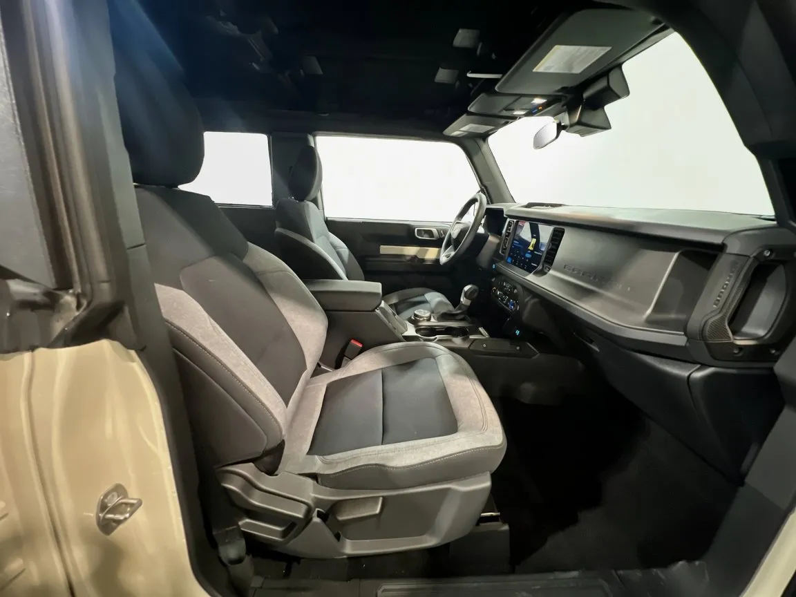 2025 Ford Bronco 2-Door Base - Photo 19