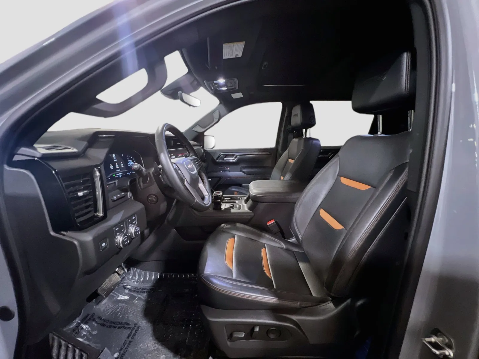 2025 GMC Sierra 1500 AT4 - Photo 16