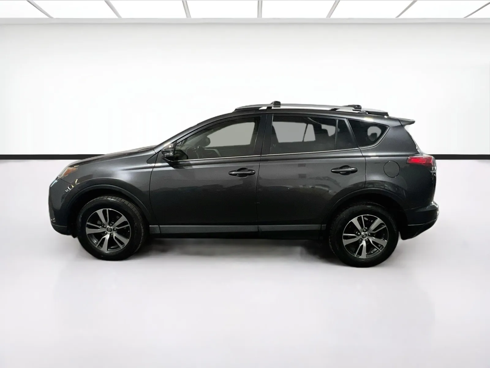 2018 Toyota RAV4 XLE - Photo 22