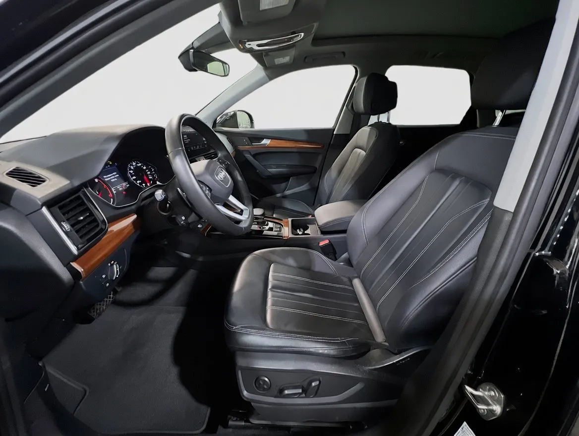 2023 Audi Q5 Premium - Photo 14