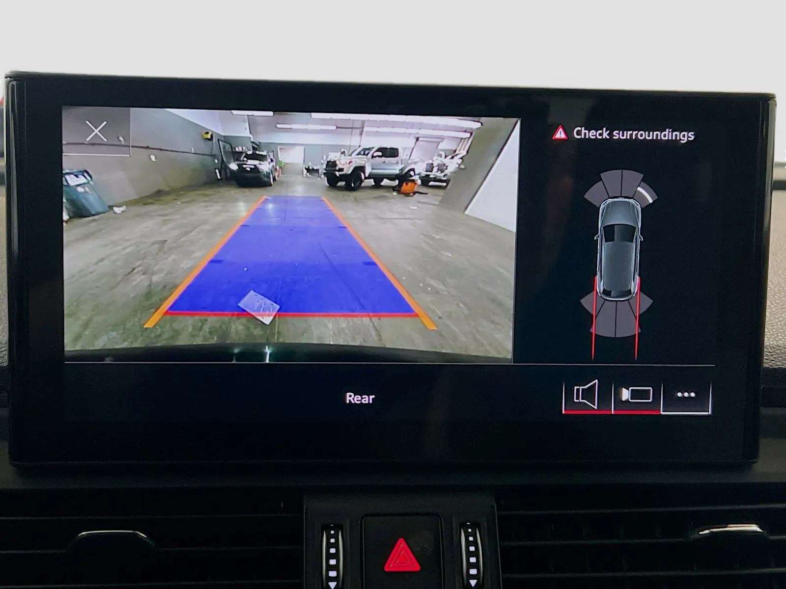 2023 Audi Q5 Premium - Photo 9