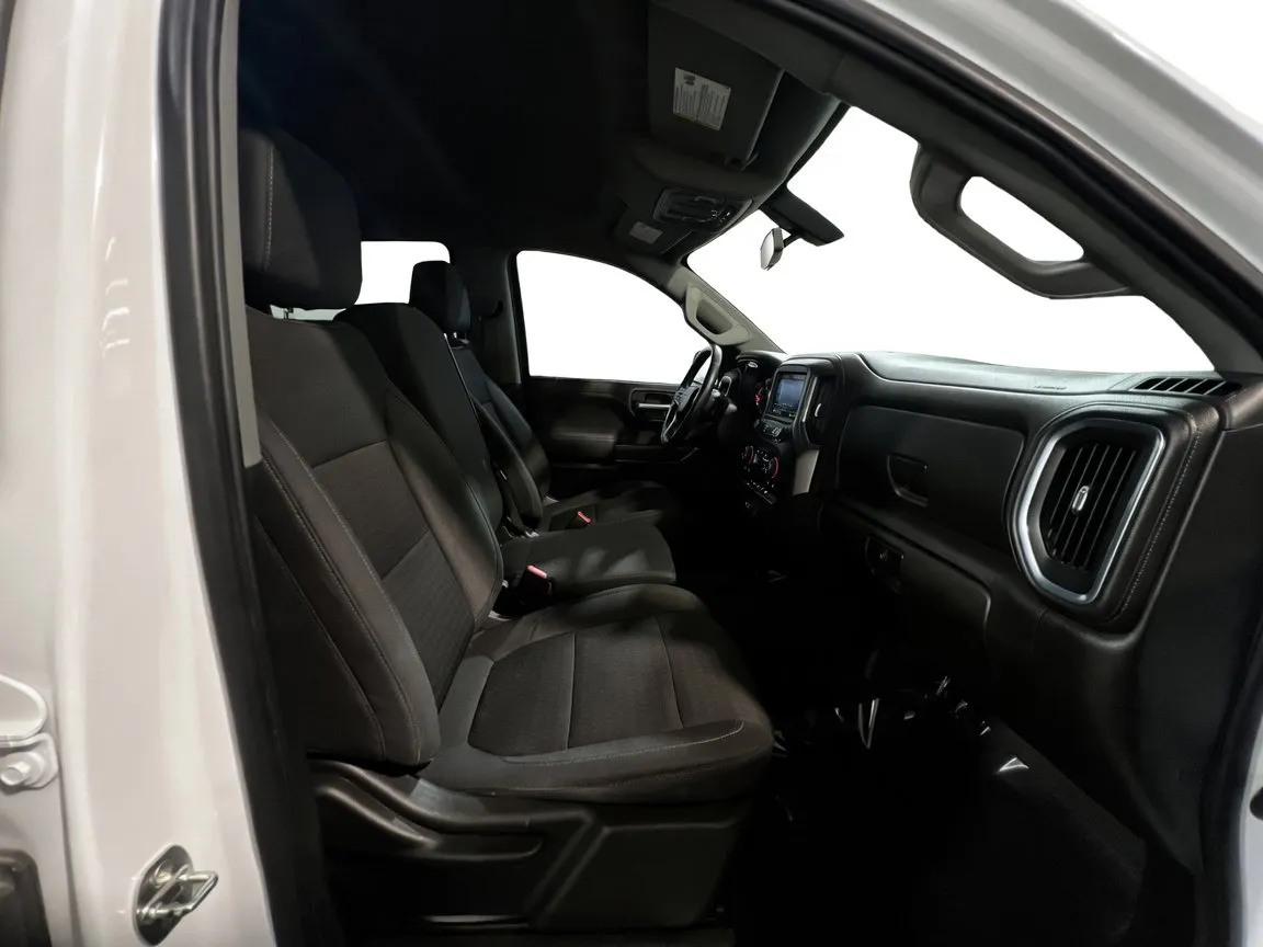 2021 Chevrolet Silverado 1500 LT - Photo 19