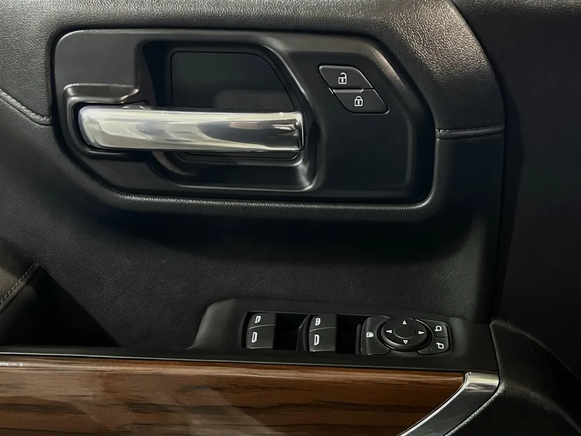 2021 Chevrolet Silverado 1500 LT - Photo 13