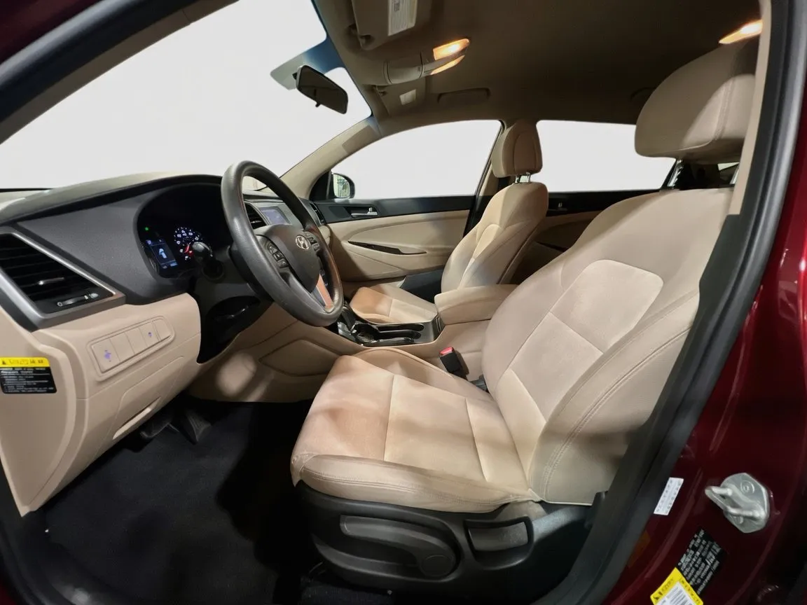 2017 Hyundai Tucson SE - Photo 14