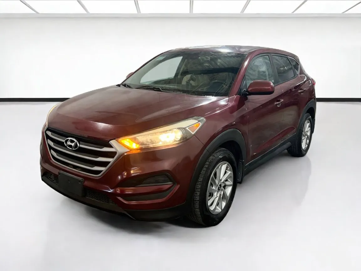 Red 2017 Hyundai Tucson SE for sale in Chandler, AZ