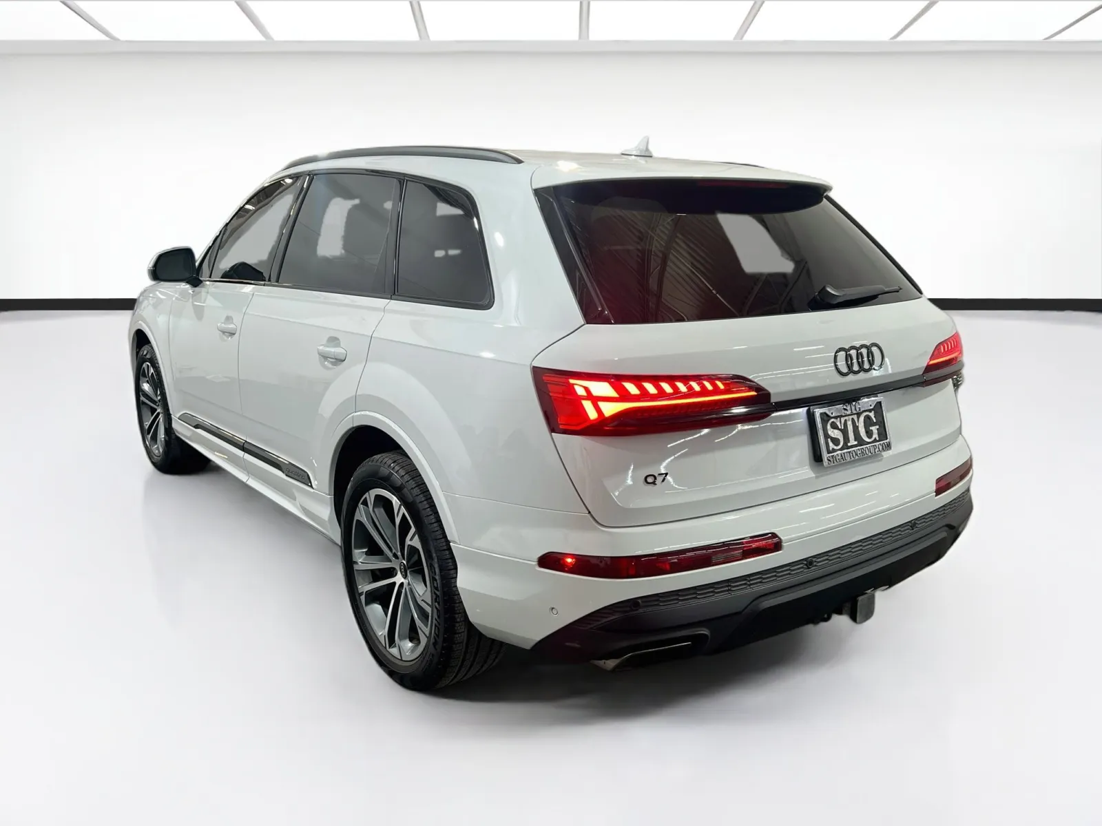 2025 Audi Q7 Premium Plus - Photo 6