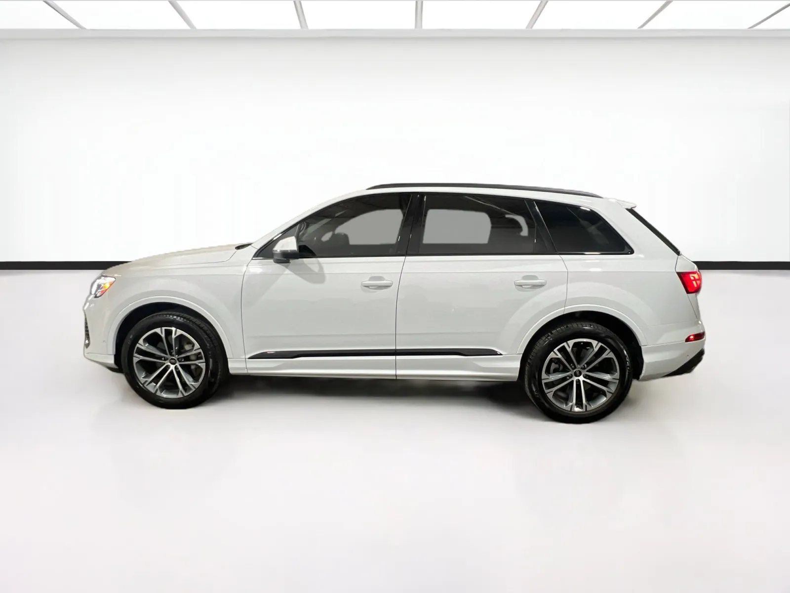 2025 Audi Q7 Premium Plus - Photo 25