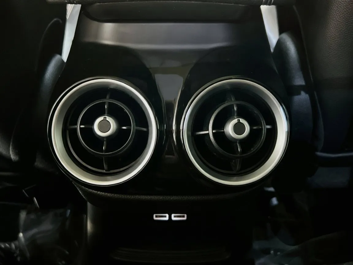 2019 Alfa Romeo Stelvio Base - Photo 18
