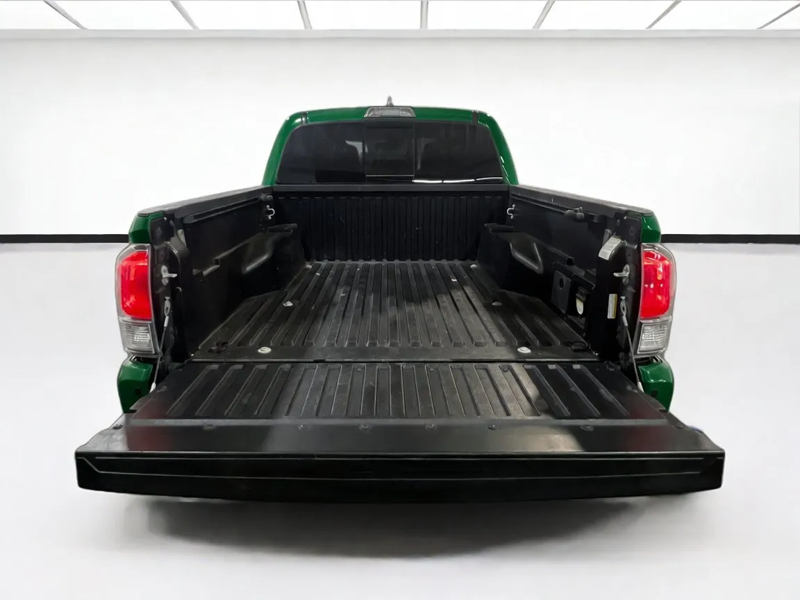 2021 Toyota Tacoma TRD Sport - Photo 17
