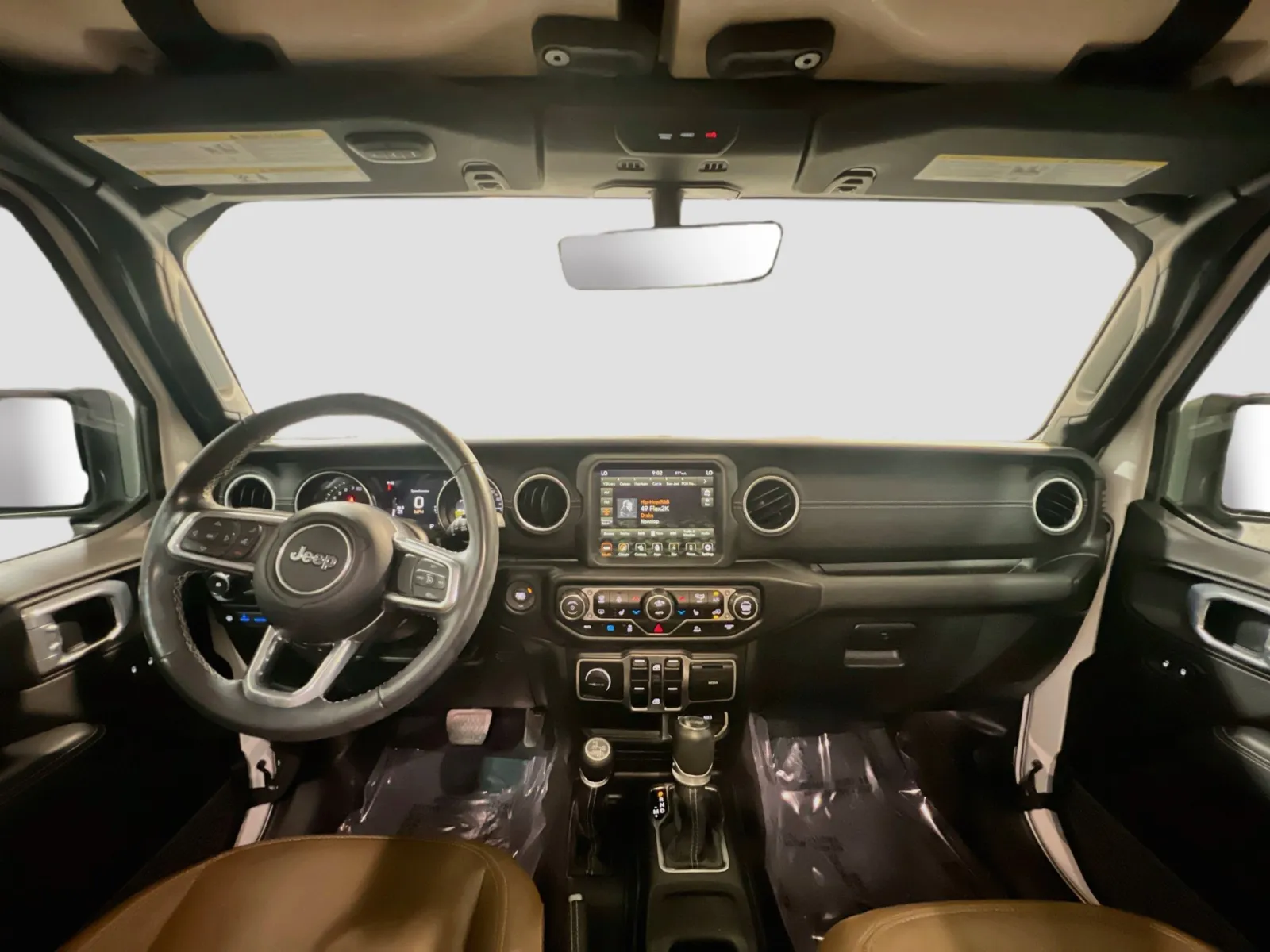 2021 Jeep Wrangler Unlimited Sahara 4XE - Photo 16