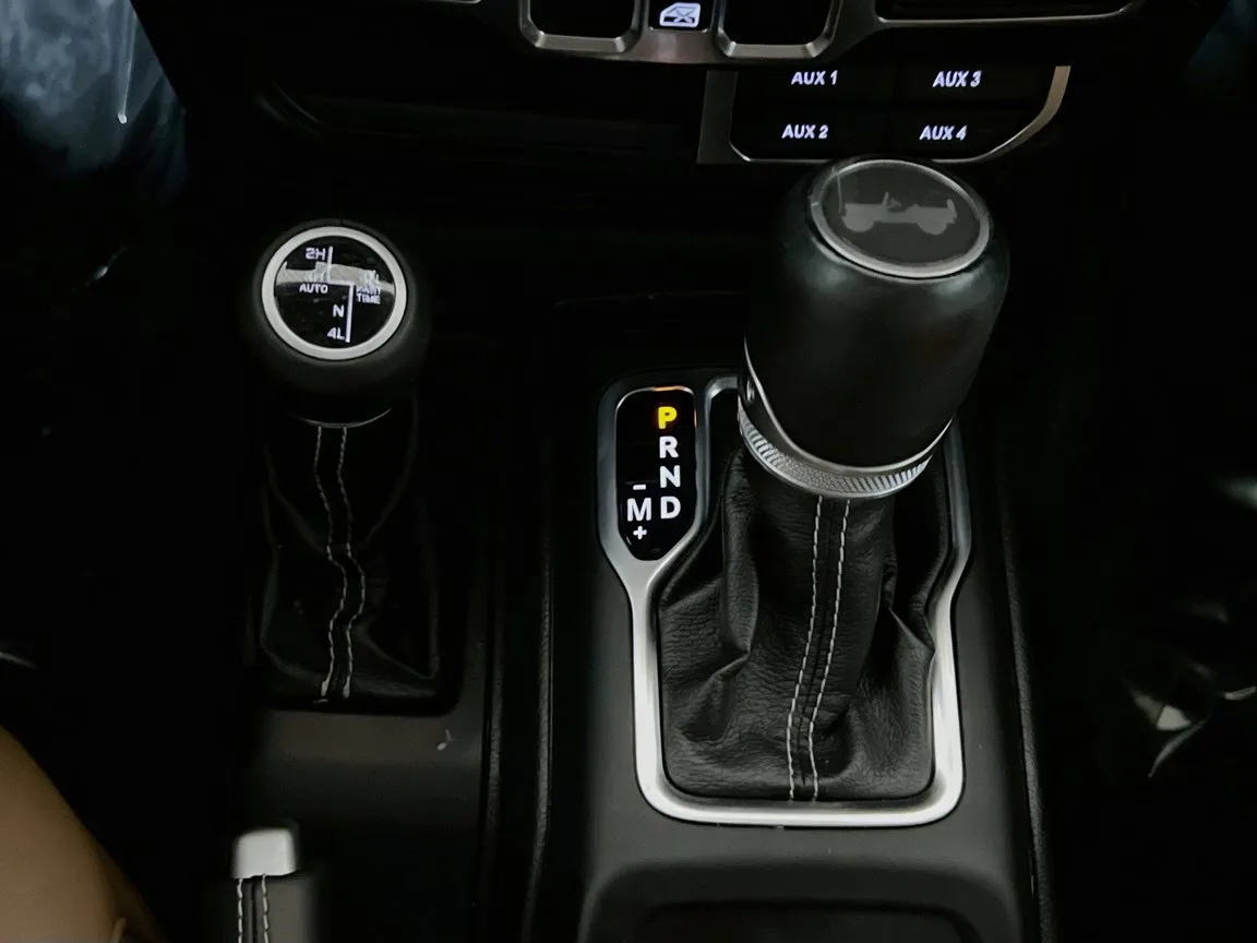2021 Jeep Wrangler Unlimited Sahara 4XE - Photo 13