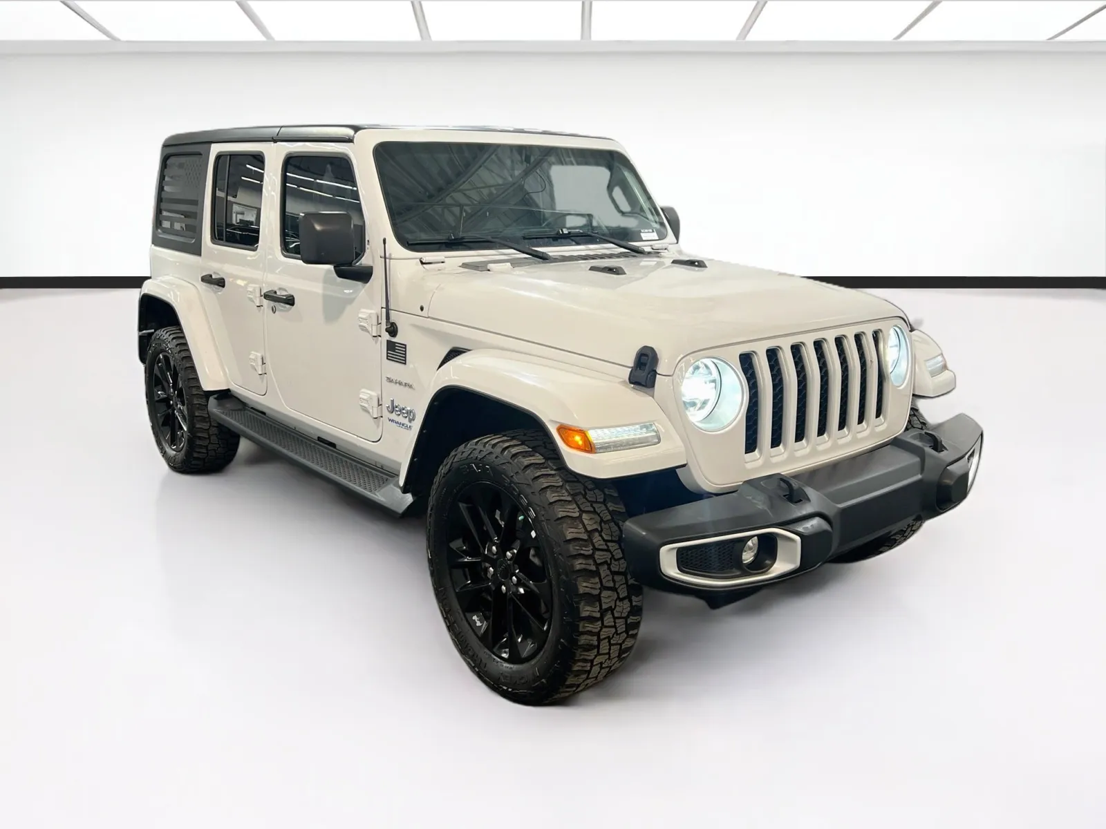 2021 Jeep Wrangler Unlimited Sahara 4XE - Photo 3