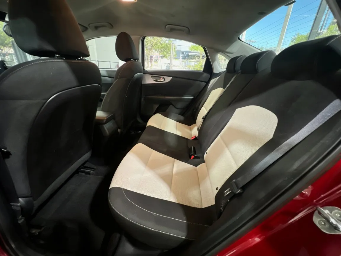 2022 Kia FORTE LXS - Photo 16