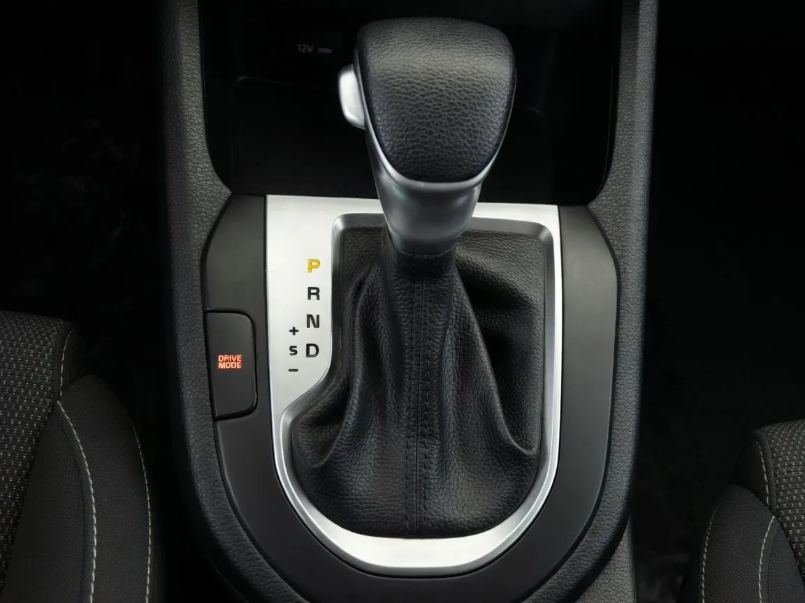 2022 Kia FORTE LXS - Photo 12