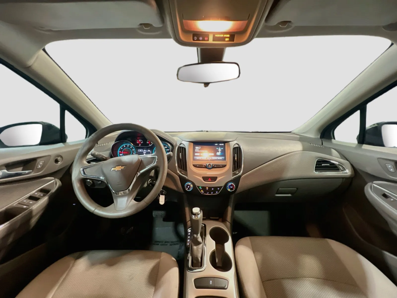 2018 Chevrolet Cruze LS - Photo 15