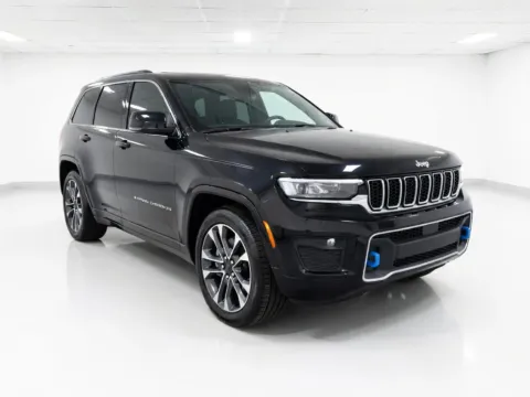 Another view of 2022 Jeep Grand Cherokee 4xe Overland for sale in Chandler, AZ at STG Auto Group of Chandler