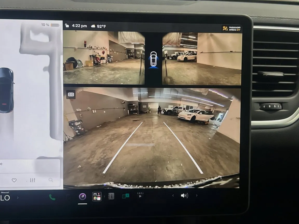 2024 Tesla Model Y Long Range - Photo 10